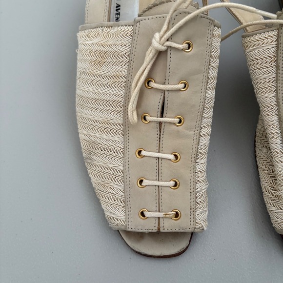 Saks Fifth Avenue Slingback Heels Lace Up Peep Toe Leather Woven Beige -Size 8.5 - Picture 3 of 9